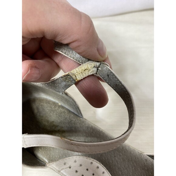 Rockport Women's White Color  Leather Mary Jane Flats  Size 7 Narrow - Picture 9 of 9